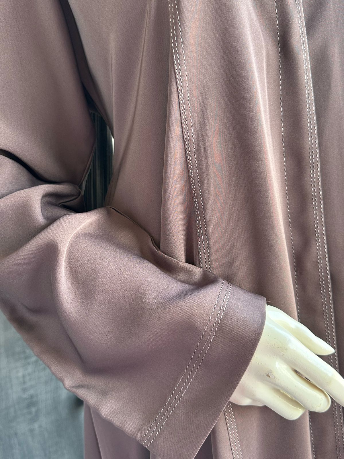 Pocket Abaya - Brownish Grey